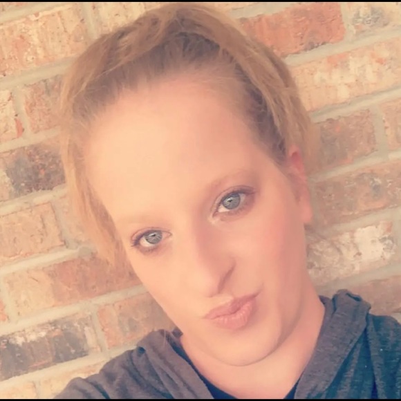 Meet your Posher, Meg - Picture 1 of 1